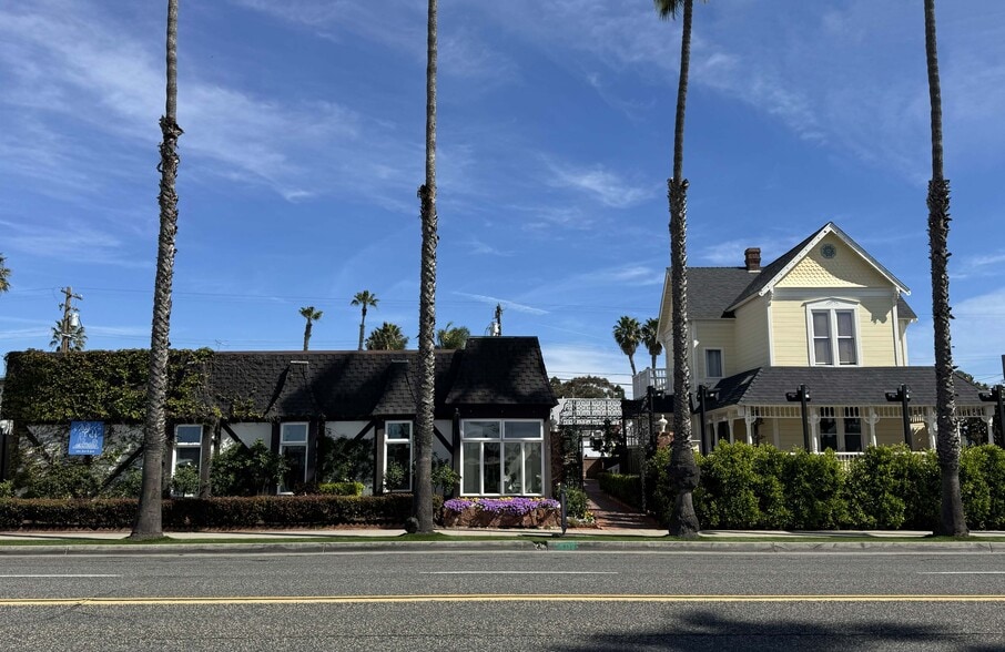 524 S Coast Hwy, Oceanside, CA à vendre - Photo principale - Image 1 de 23