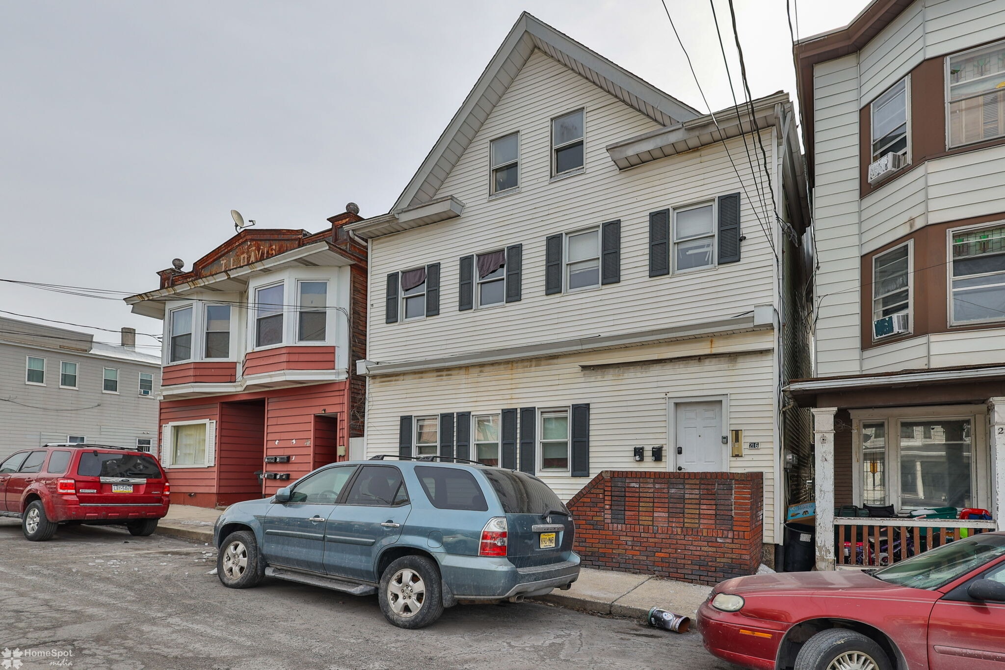 214-216 W Ridge St, Lansford, PA for sale Primary Photo- Image 1 of 53