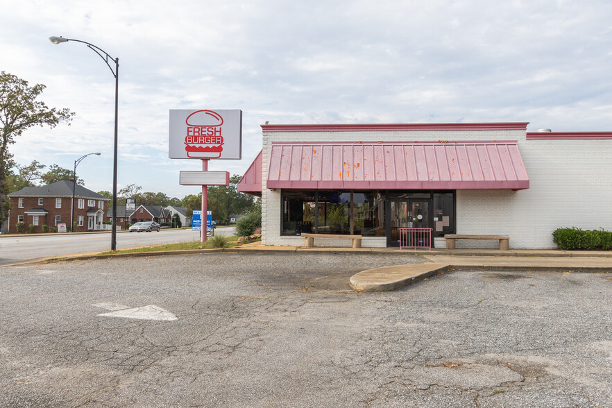 2102 N Main St, Anderson, SC à vendre - Photo du bâtiment - Image 1 de 32