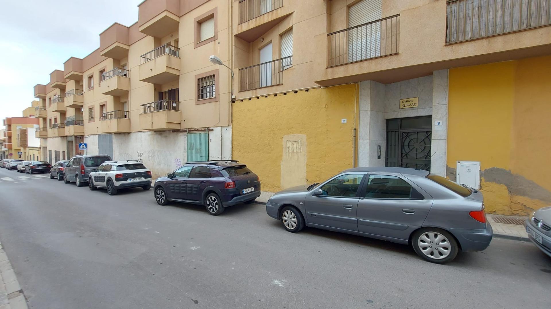 Commerce de détail dans El Ejido, Almería à vendre Photo du bâtiment- Image 1 de 12