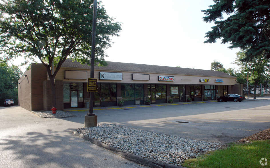 6455 Inkster Rd, Bloomfield Hills, MI for lease - Primary Photo - Image 1 of 1