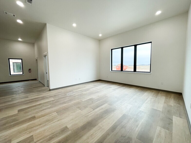 6905 Alcove Ave, Lubbock, TX à louer - Photo intérieure - Image 3 de 21