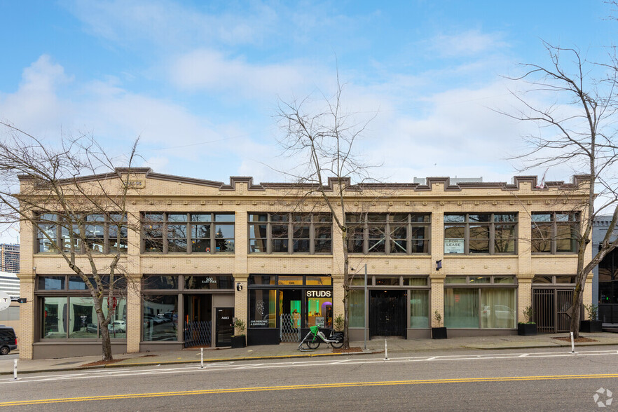 Greenus Building - Commercial Real Estate