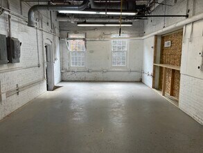 425 Hazard Ave, Enfield, CT for lease Interior Photo- Image 1 of 2