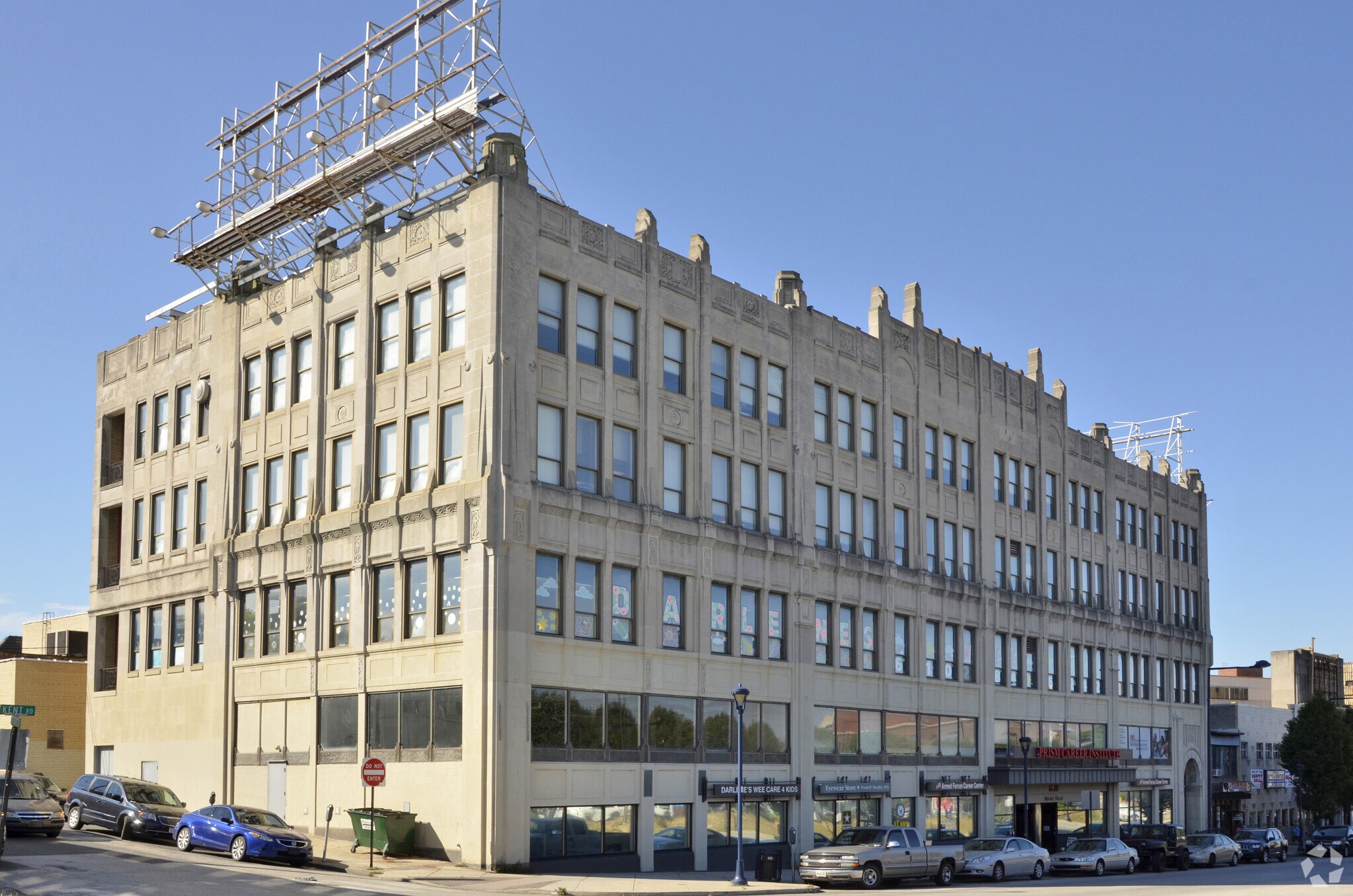 6800-6816 West Chester Pike, Upper Darby, PA à louer Photo principale- Image 1 de 15