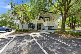 8431 Baymeadows Way, Jacksonville, FL à louer Photo intérieure- Image 1 de 28