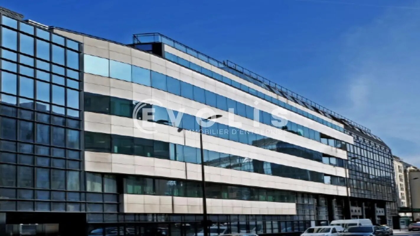 Office in Levallois-Perret for lease Building Photo- Image 1 of 9