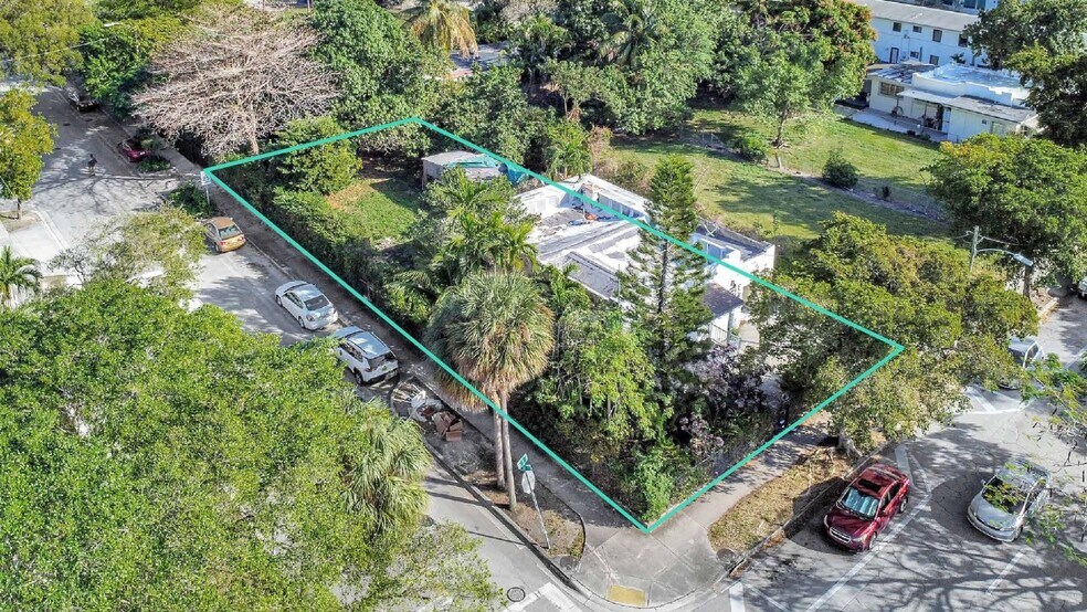 3055 NW 5th Ave, Miami, FL à vendre - Photo du bâtiment - Image 2 de 4