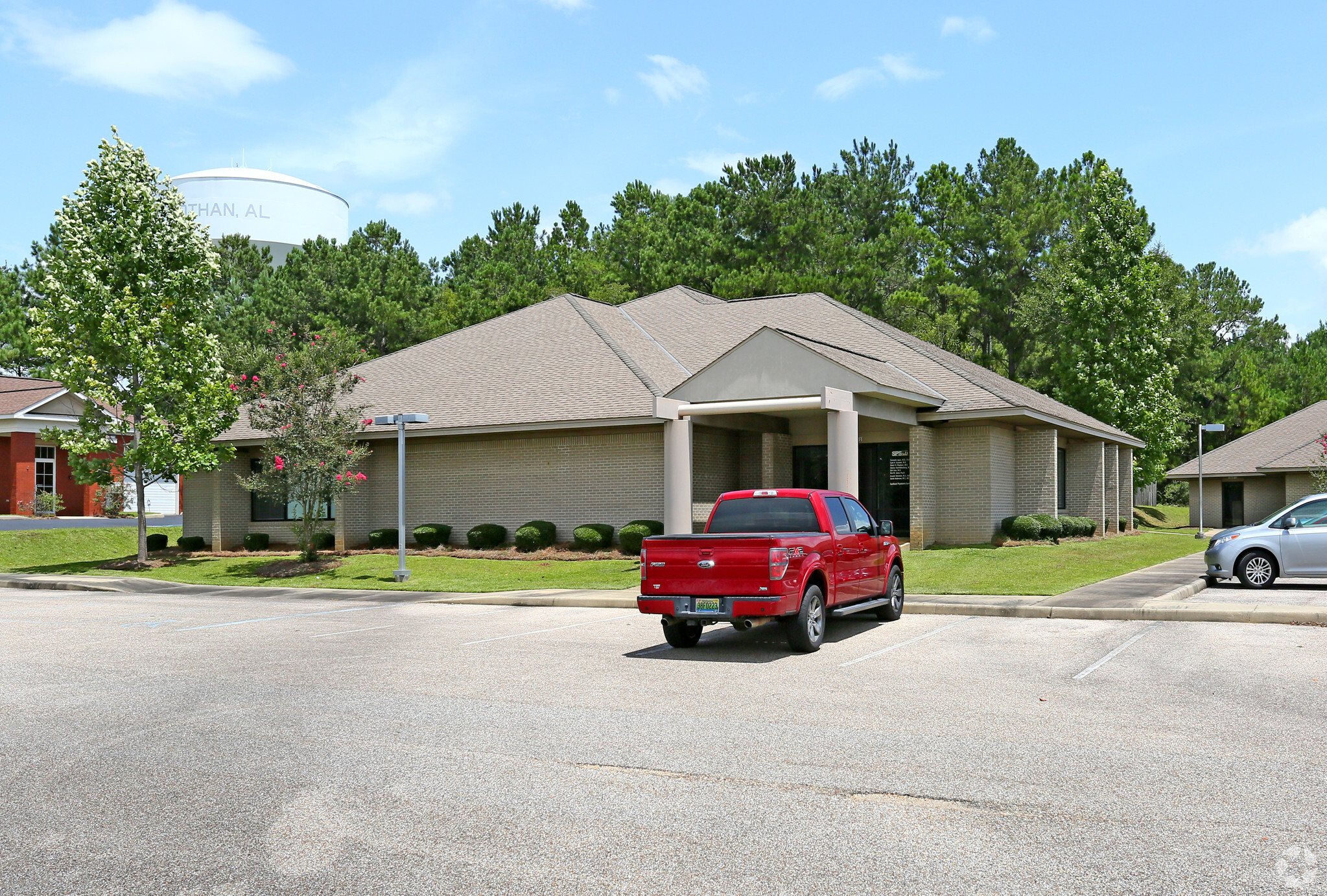 1841-1909 Honeysuckle Rd, Dothan, AL à vendre Photo principale- Image 1 de 1