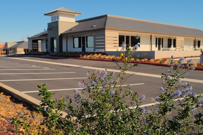 More details for 1628 Holmes St, Livermore, CA - Retail for Sale