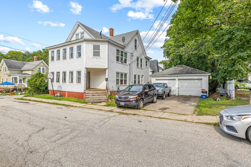 7 Nason St, Sanford, ME à vendre - Photo du bâtiment - Image 3 de 25