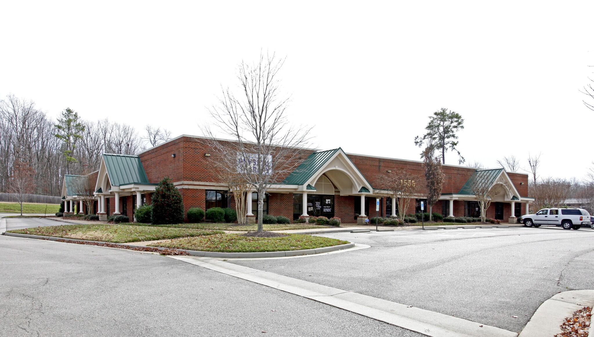 1555 Standing Ridge Dr, Powhatan, VA for sale Primary Photo- Image 1 of 1