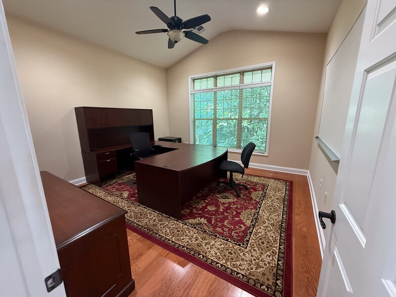 1110 Satellite Blvd, Suwanee, GA à vendre - Photo du bâtiment - Image 3 de 7