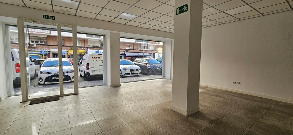 Immeuble residentiel dans Madrid, Madrid à vendre - Photo intérieure - Image 3 de 3