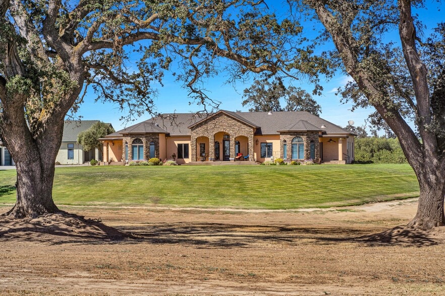 20154 River Rd, Stevinson, CA à vendre - Photo du bâtiment - Image 3 de 11