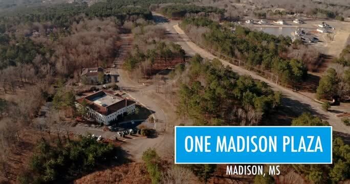 124 One Madison Plaza St, Madison, MS à vendre - Vidéo sur l’inscription commerciale - Image 2 de 11