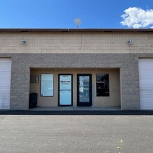 3060 N Nellis Blvd, Las Vegas, NV for lease Building Photo- Image 1 of 8