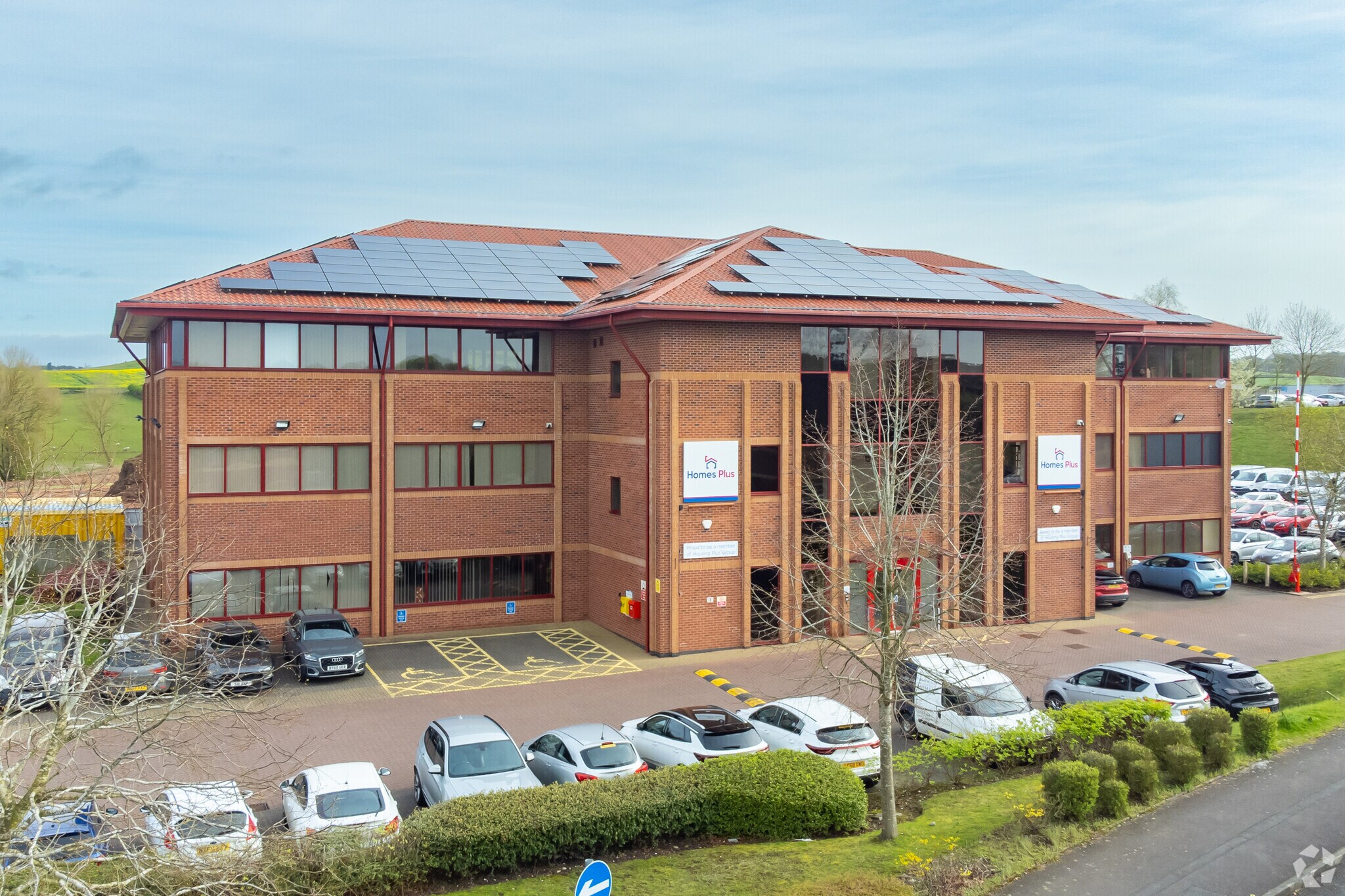 1 Parker Ct, Stafford à vendre Photo du bâtiment- Image 1 de 9