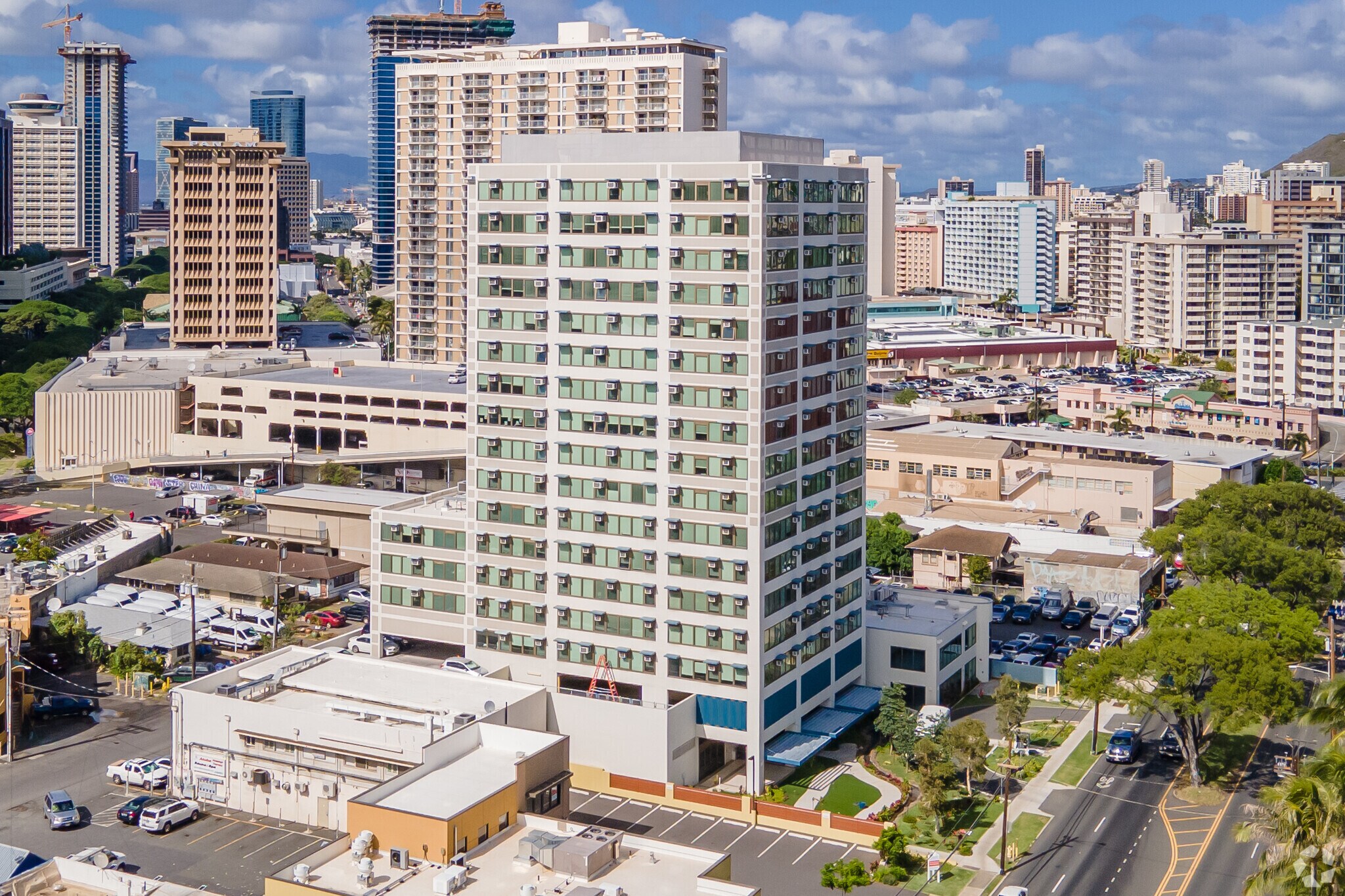 1723 Kalakaua Ave, Honolulu, HI à louer Photo principale- Image 1 de 6