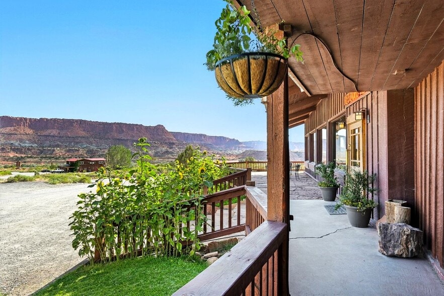 2523 UT-24, Torrey, UT for sale - Building Photo - Image 2 of 29