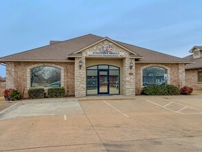 2240 NW 164th St, Edmond, OK for lease Interior Photo- Image 2 of 9