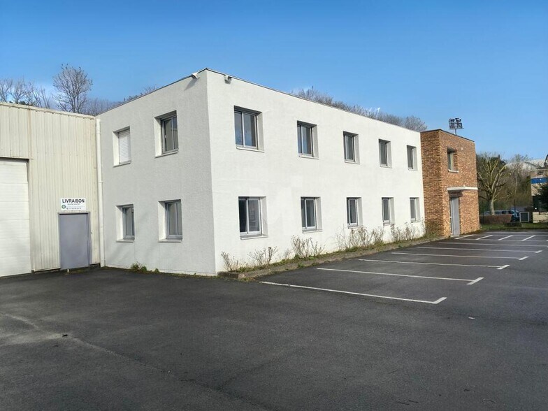 Flex dans Bondoufle à louer - Photo du bâtiment - Image 2 de 8