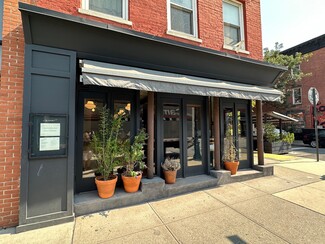 Plus de détails pour 241 Smith St, Brooklyn, NY - Vente au détail à louer