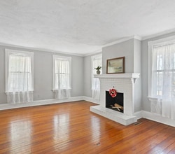 3447 Buckeystown Pike, Buckeystown, MD for lease Interior Photo- Image 1 of 3