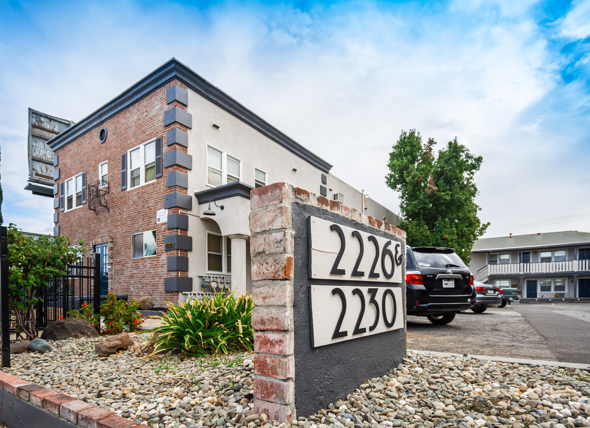 2226-2230 Sutterville Rd, Sacramento, CA à vendre Photo du bâtiment- Image 1 de 25
