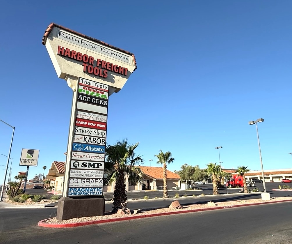 120-210 S Rainbow Blvd, Las Vegas, NV à louer Photo du bâtiment- Image 1 de 16