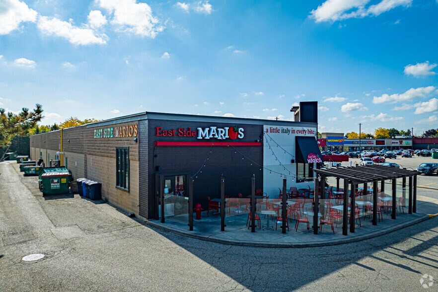 370 Stone Rd W, Guelph, ON à louer - Photo du bâtiment - Image 2 de 7