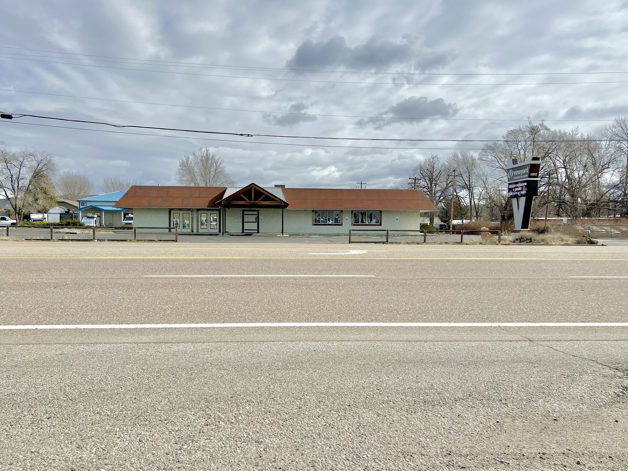 4902 W Chinden Blvd, Garden City, ID for sale Building Photo- Image 1 of 1