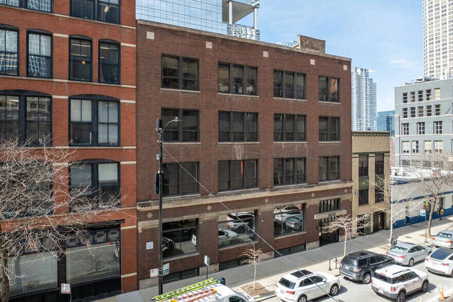 208 S Jefferson St, Chicago, IL à louer - Photo principale - Image 1 de 17