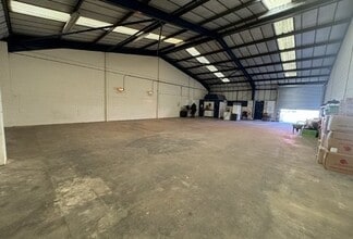 2 Vulcan Pl, Worksop for lease Interior Photo- Image 1 of 2