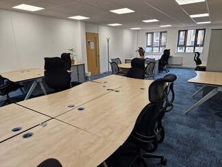 Plus de détails pour 16 Tetbury Rd, Cirencester - Coworking à louer