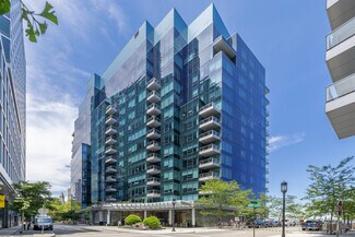 Plus de détails pour 22 Liberty Dr, Boston, MA - Commerce de détail à louer