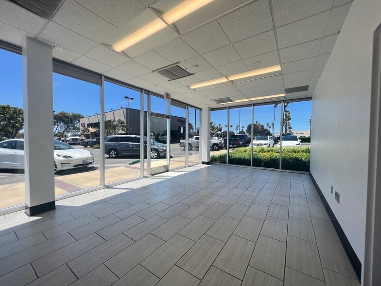 22330-22356 Hawthorne Blvd, Torrance, CA for lease - Interior Photo - Image 3 of 10