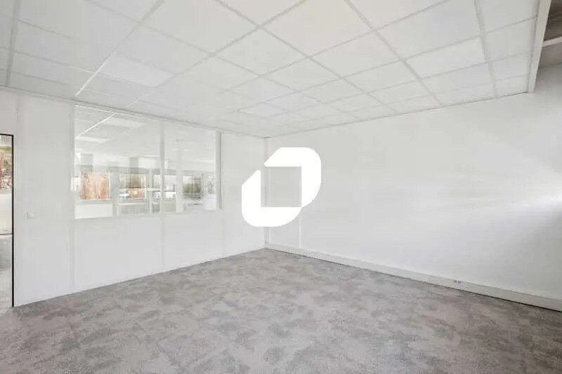 Bureau dans Palaiseau à louer - Photo du bâtiment - Image 3 de 11