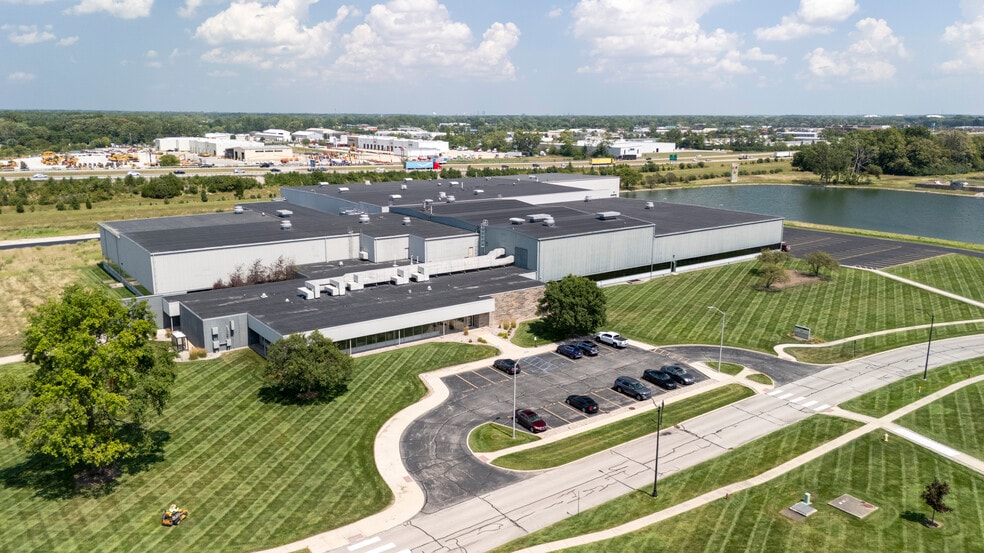 The Plaza at Perrysburg portfolio of 3 properties for sale on LoopNet.ca - Aerial - Image 3 of 7