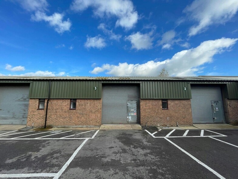 Thame Rd, Haddenham for lease - Building Photo - Image 1 of 6