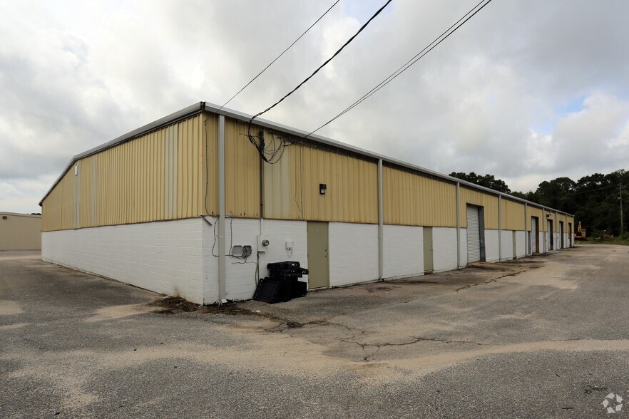 4132 Government Blvd, Mobile, AL à louer - Photo du bâtiment - Image 2 de 2