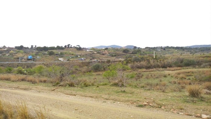Terrain dans Terrassa, Barcelona à vendre - Photo du bâtiment - Image 3 de 6