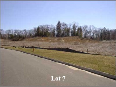 8 Turnberry Lane, Newtown, CT à vendre - Photo du bâtiment - Image 2 de 2