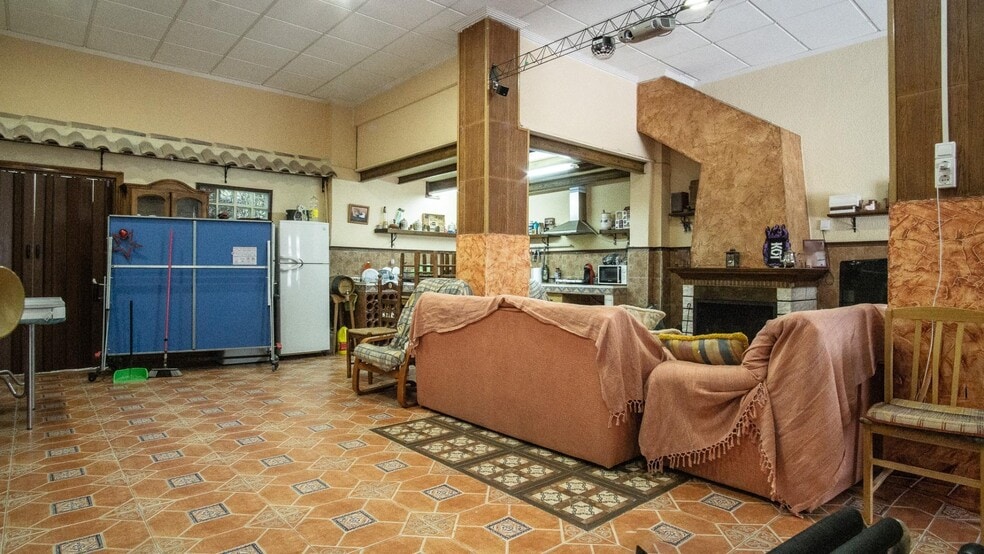 Retail in Elda, Alicante for sale - Interior Photo - Image 2 of 5