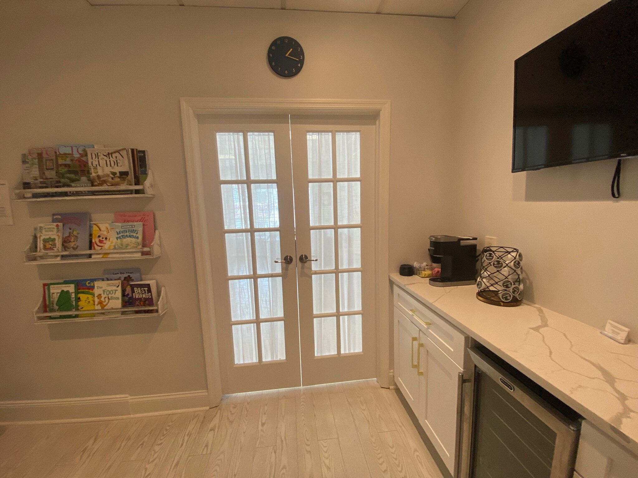 45 E Putnam Ave, Greenwich, CT for lease Interior Photo- Image 1 of 5
