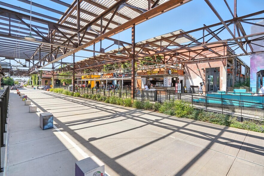 1801 N Graham St, Charlotte, NC à louer - Photo principale - Image 3 de 4