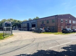 Cemetery Rd, Telford à louer Photo du bâtiment- Image 1 de 5