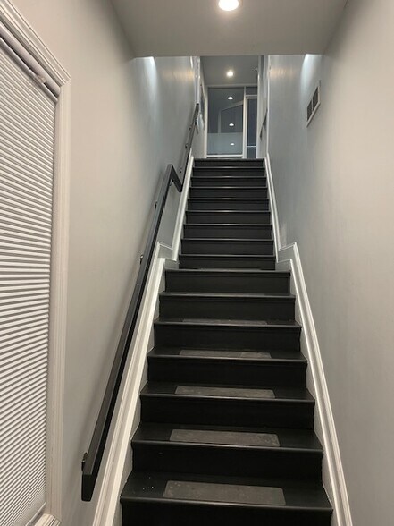 3936 Amboy Rd, Staten Island, NY à vendre - Photo du bâtiment - Image 3 de 20