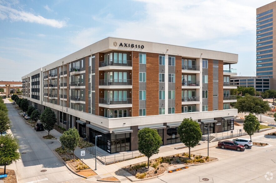 110 W Cityline Dr, Richardson, TX à louer - Photo du bâtiment - Image 1 de 55