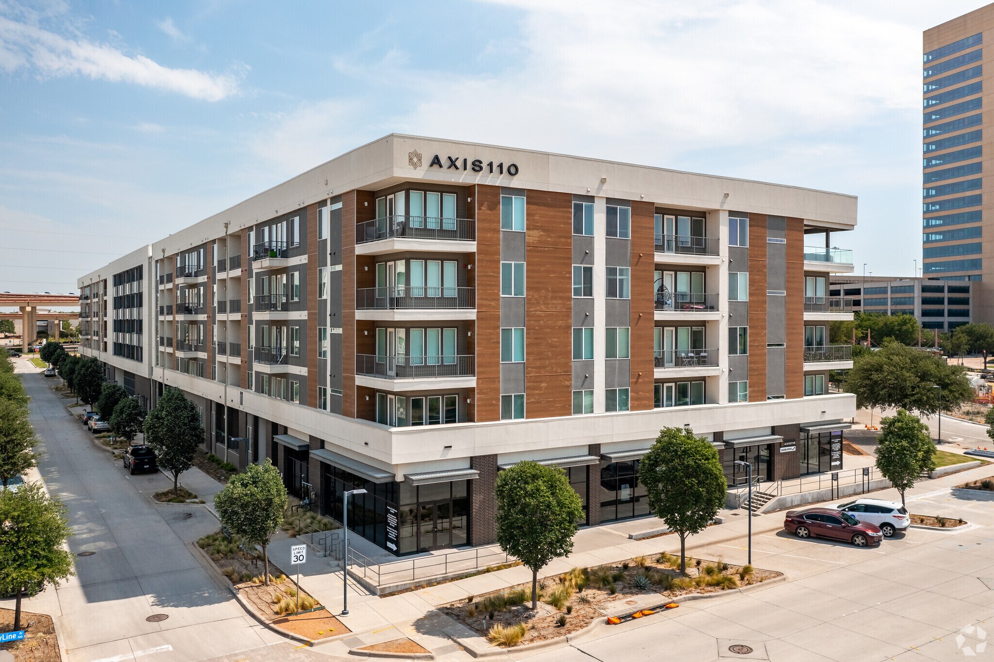 110 W Cityline Dr, Richardson, TX à louer Photo du bâtiment- Image 1 de 56